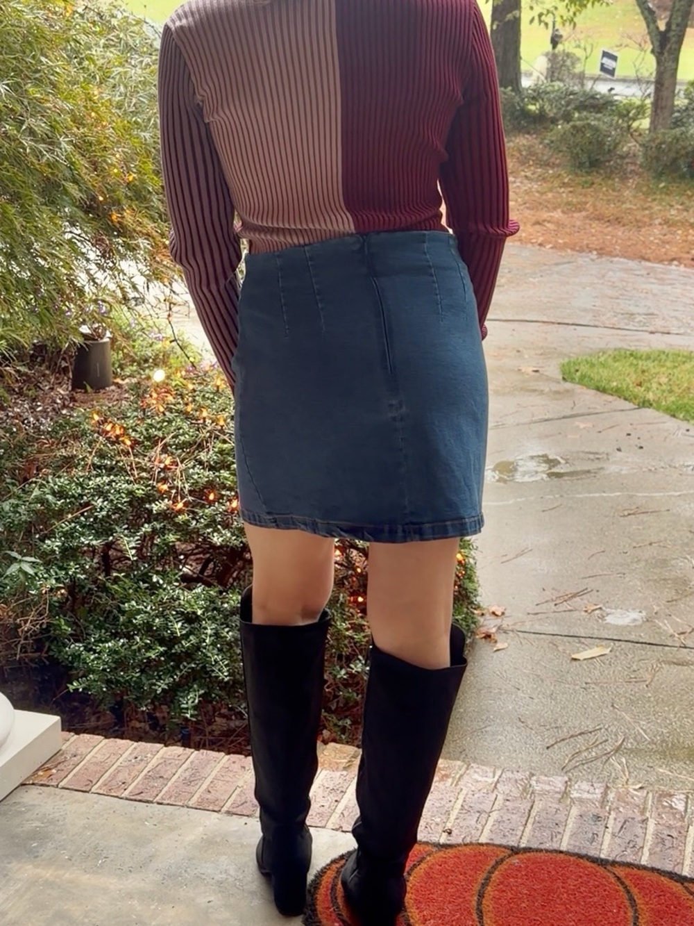 Classic Denim Mini Skirt | Dark Wash High Waist | size M - Picture 4 of 5